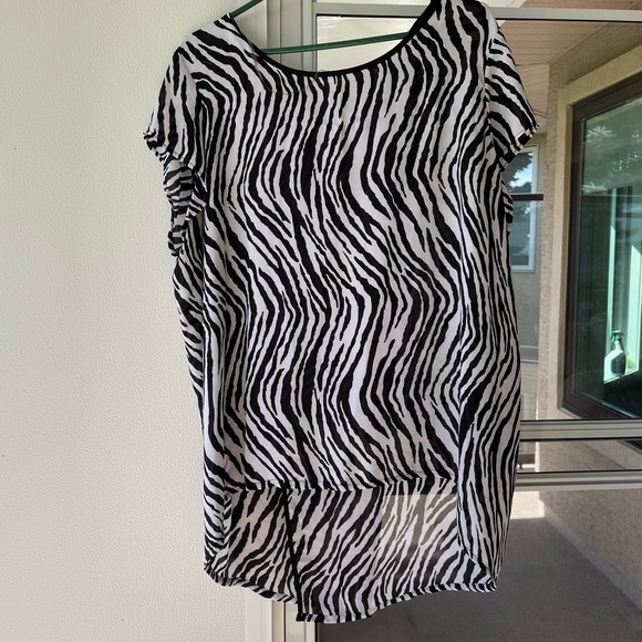 Zebra print tunic - Picture 2 of 4